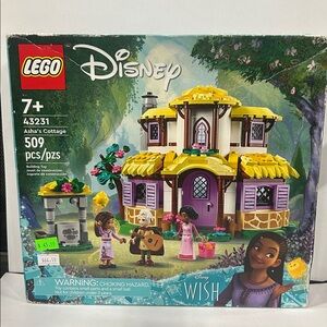 Lego Disney Asha's Cottage Building Set - Yellow, Purple, Green